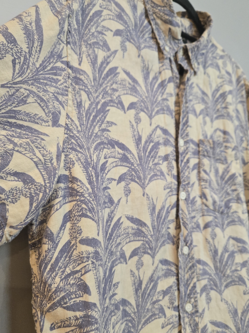 Banana Republic 100% Linen Palm Print Shirt Blue Tropical Resort Mens Medium - Picture 7 of 8